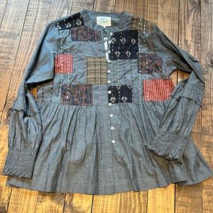 Oh My Stars Button Down Grey Top Large NWT